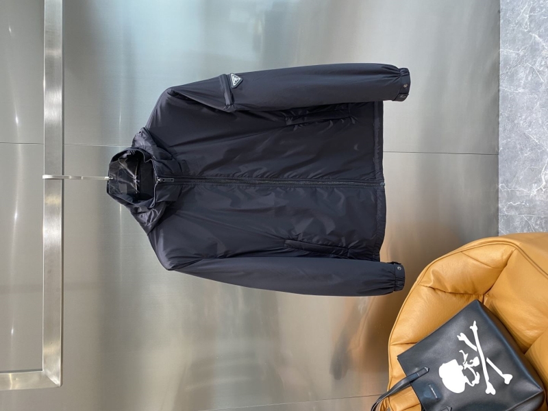 Pra*a outwear